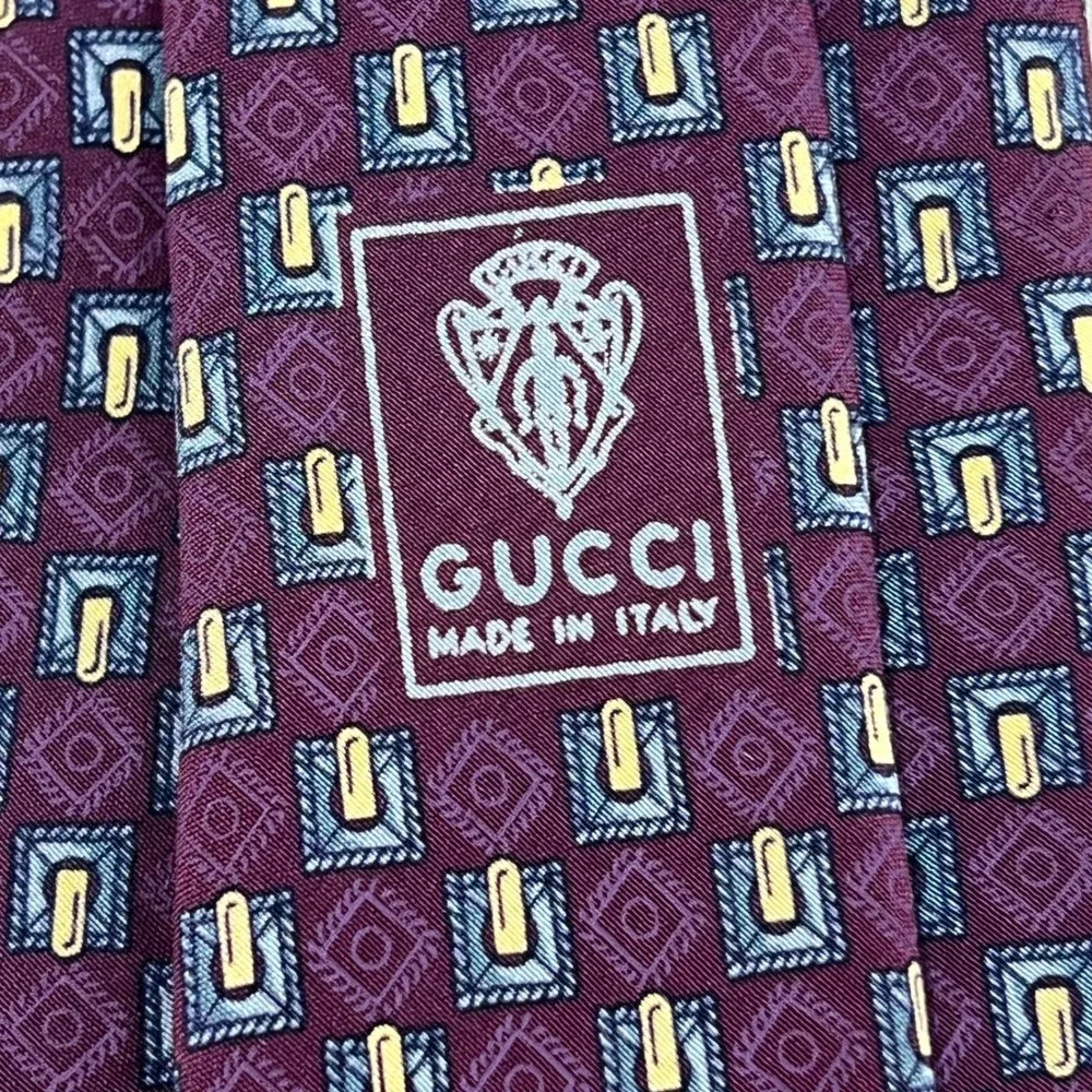 Gucci Mens Silk Necktie Burgundy Navy Gold Geometric Square GG Logo Italy Made